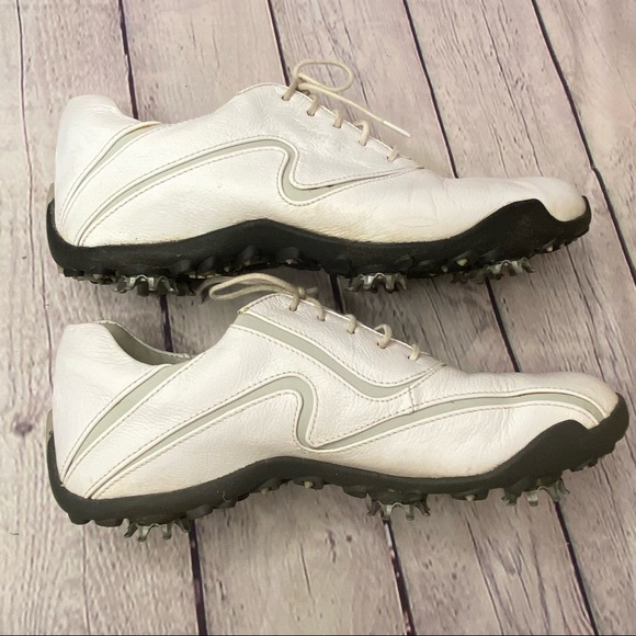 FootJoy Women's Golf Shoe Size 7 - Picture 4 of 9